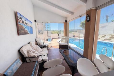 Property Image 38