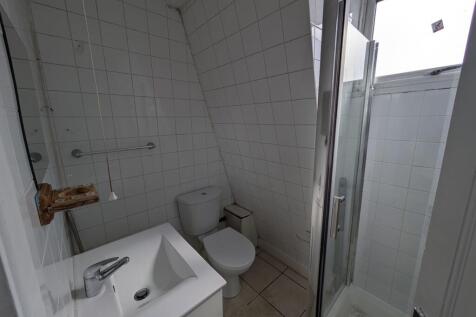 IMG-20250626-WA00...