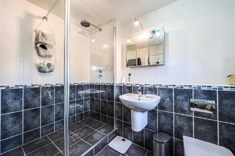 1359309868f8d23a8063f