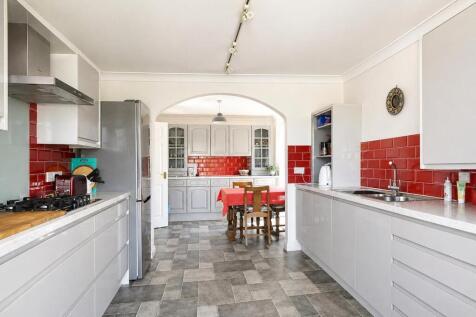 Kitchen.jpg