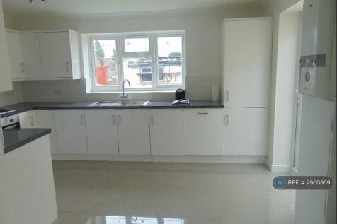 Bower Way, Slough, SL1 photo 3