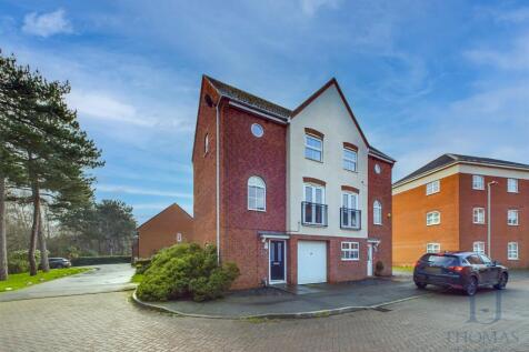 CAM03835G0-PR0059-STILL028 copy.jpg