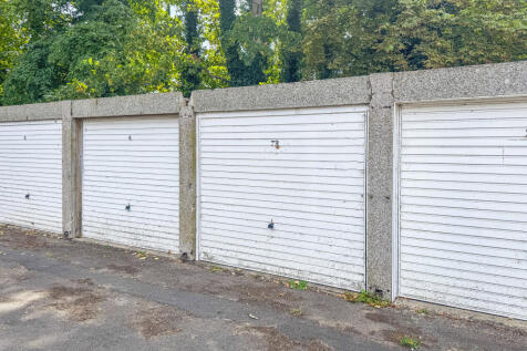 3 Queensway garage