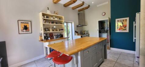 Property Image 8