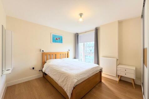 Charcot Road, Hitherwood Court, NW9 photo 3