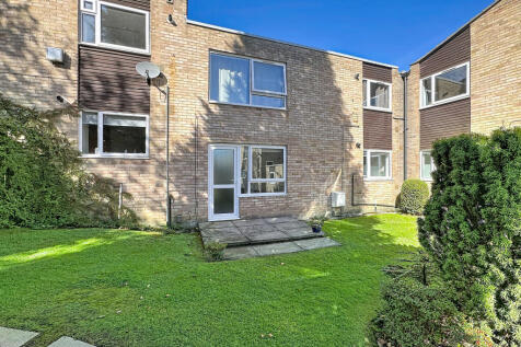 10-weetwood-court_00008