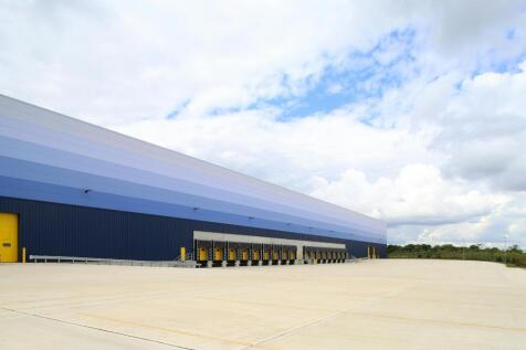 Lattitude 4 docks.jpg