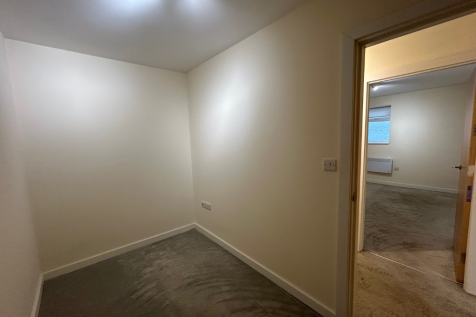 Flat A, Tameway Plaza, Bridge Street, Walsall photo 4