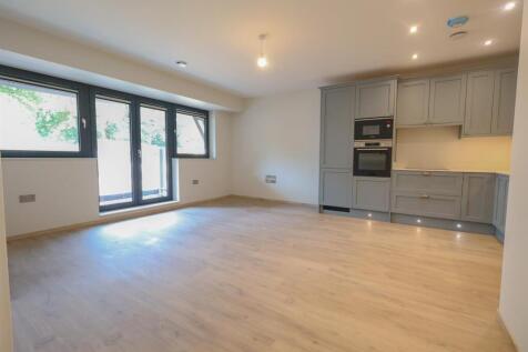 Open plan Lounge/Kitchen
