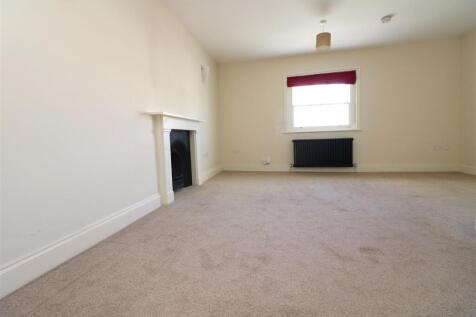 Sitting Room/Dining Room