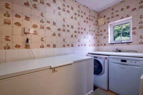 6 Willowdene Gardens (18 of 23).jpg