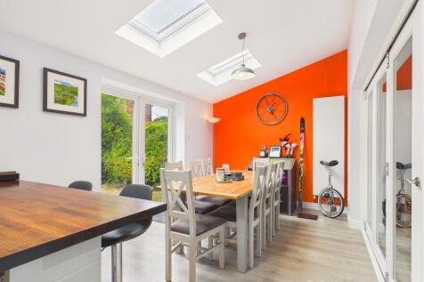 Sandringham Close - EweMove - Dining Room