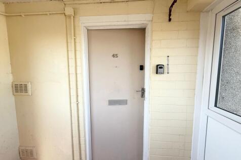 Anson Street, Barrow-In-Furness, LA14 photo 4