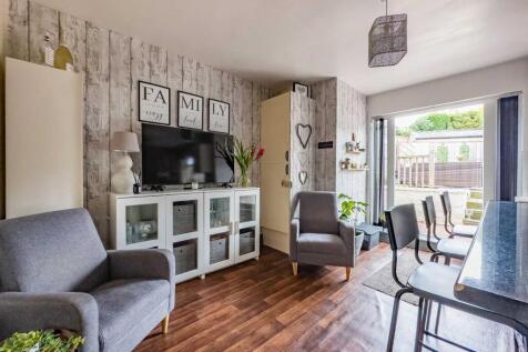 Horner Crescent, Batley photo 3