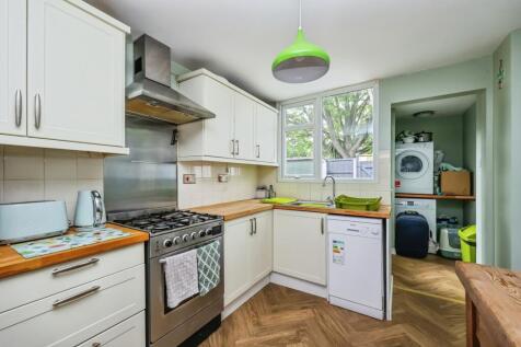 Fitted Kitchen