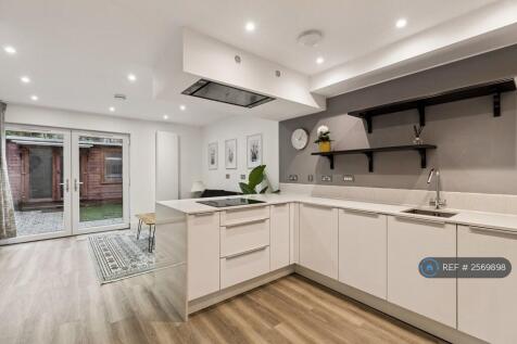 Festival Court, Glasgow, G51 photo 4