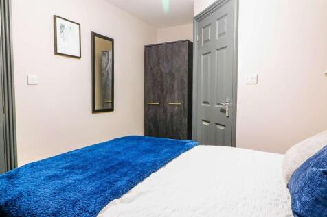 25 Glebe Road Room 2.1_.jpg