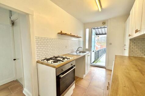 73b Queen Street, Filey photo 4