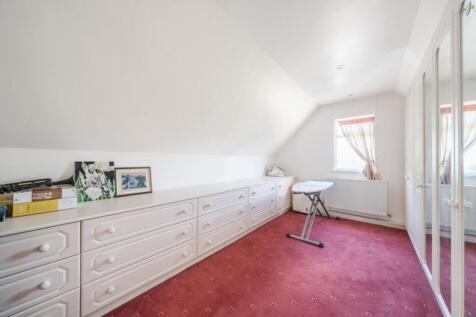 1317674-5-68638aad32d74-ARW