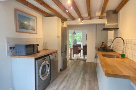Fitted Kitchen