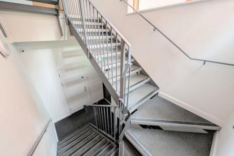 To Let - The Courtyard, Lord Street, Southport - One Bedroom Studio Apartment photo 4