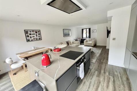Carmel Close, Hamworthy photo 4
