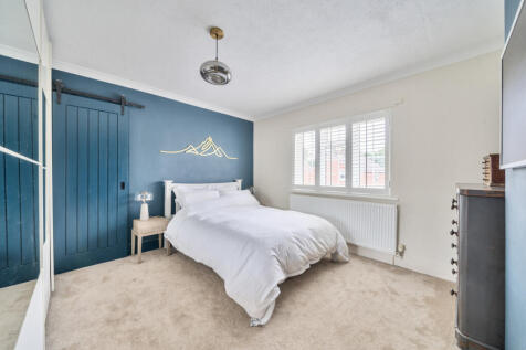 1342123-5-68a47ea...