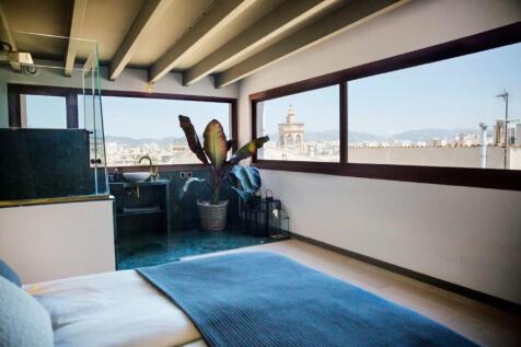 historic-building-with-three-exceptional-apartm...