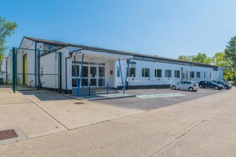 Verwood-Ind.-Est.,-Verwood-12.jpg