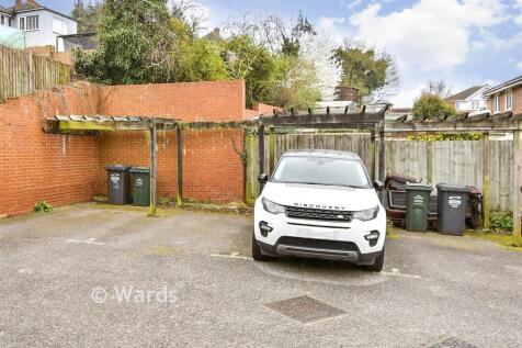 Driveway/Parking