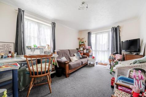 Sitting / Dining Room