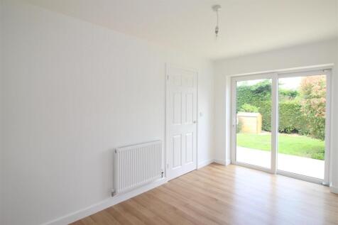 Dryden Way, Higham Ferrers photo 4
