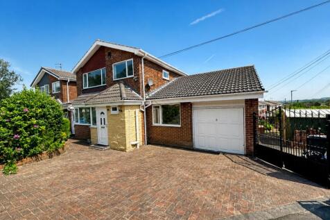 4 Bedroom Detached for Rent