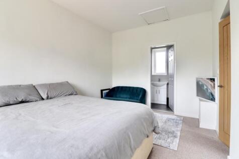 Bedroom 2 with ensuite