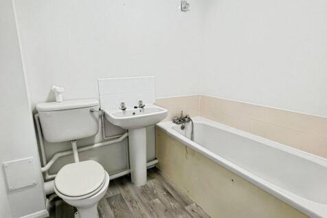 Campernell Close, Brightlingsea photo 3