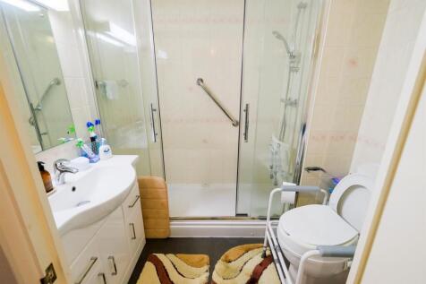 Kingswood Court-1_web.jpg