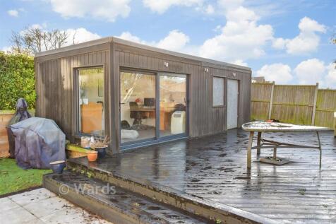 Workshop/Outbuildings