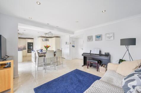 LADY FORSDYKE WAY, 9- (7).jpg