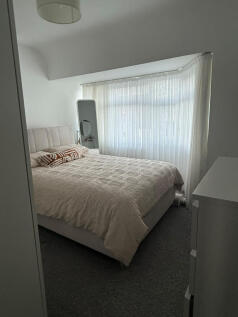 Galliard Road, London, London, N9 photo 5