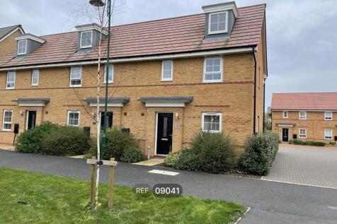 2-bed terraced on Aqua Drive, Peterborough, PE7 8QN, £1,100/mo
