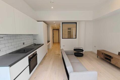 Great West Road, Brentford, TW8 9GR, UK photo 3
