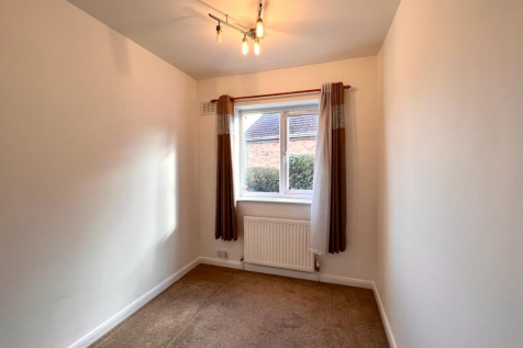 Glebe Avenue, Hardingstone, Northampton NN4 photo 5