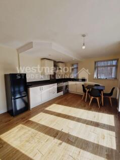 FLAT 17