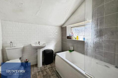 eb2567b0-BATHROOM.jpeg