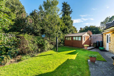 32-Manor-House-Gardens-27