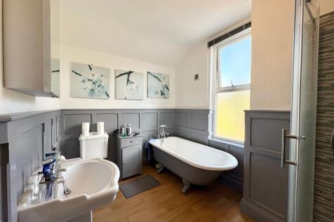 Epperstone Road, West Bridgford photo 3