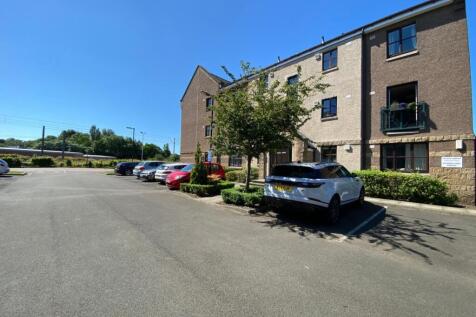 ExternalTowardsRailway