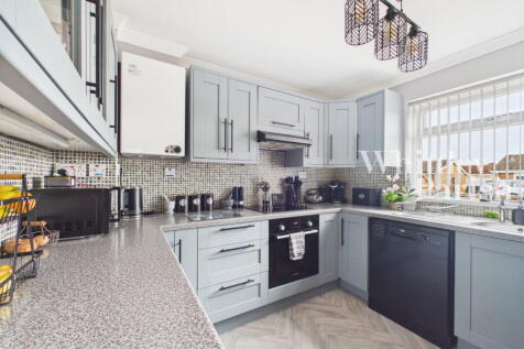 Click to visit Rightmove listing