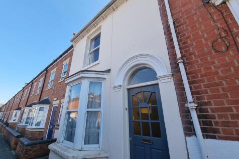 5-bed terraced on 86 New Street, Leamington Spa, £2,000/mo