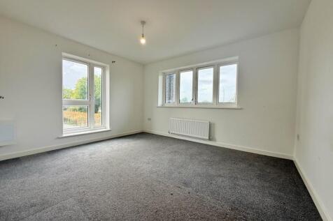 Saddlers House, Sparrow Street, Rainham, Havering photo 3